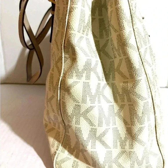 Michael Kors beige gray MK signature print canvas shoulder handbag - Picture 6 of 11